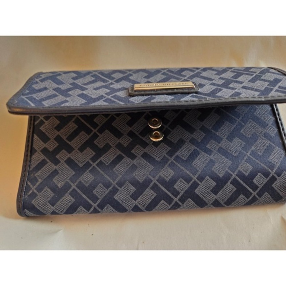 Tommy Hilfiger Blue Women's Genuine Wallet‎ Trifold Check Organizer Used - Picture 2 of 5